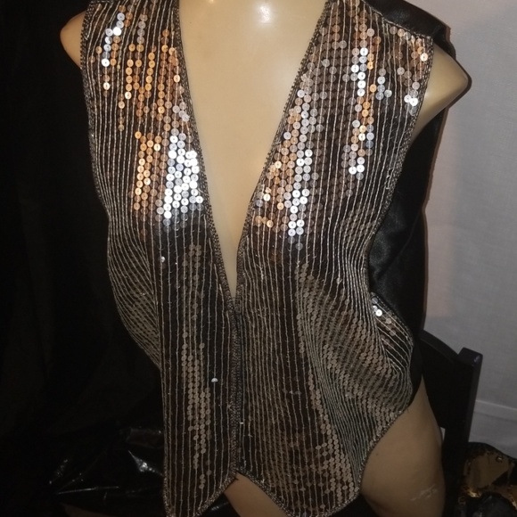 Sequined vest$$$ - Picture 3 of 5